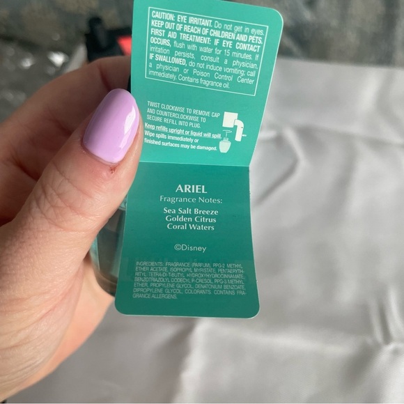 NEW ARIEL MOANA Disney Wallflower Refill Bulb SEALED Bath & Body Works SOLD OUT - Picture 7 of 7